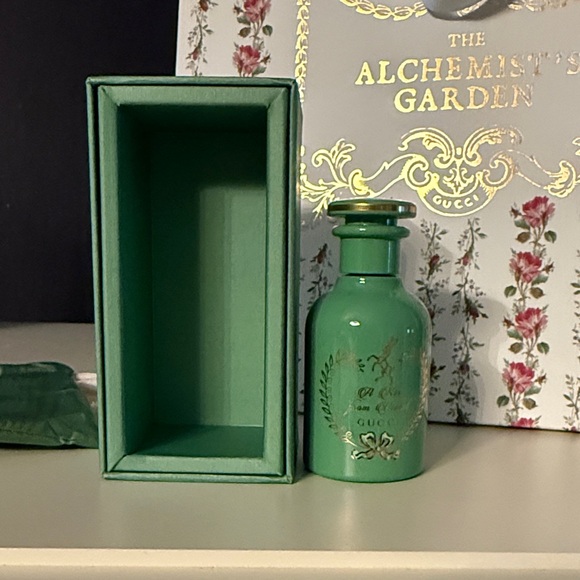 Gucci The Alchemist's Garden Set - Green and Gold - Picture 11 of 12